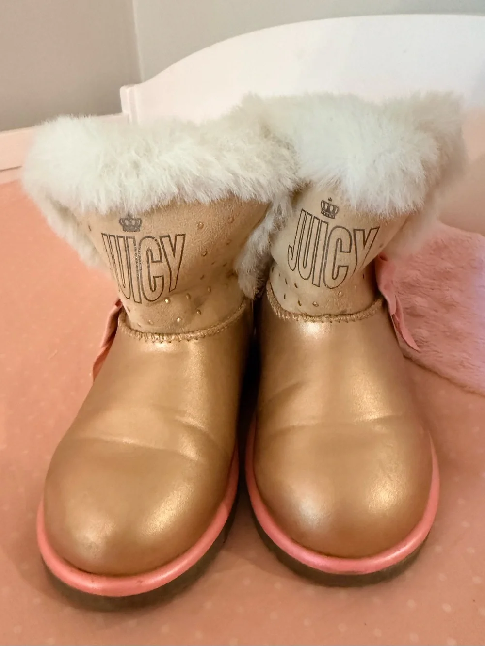 Juicy Couture JJK Lil Perris Gold Toddler Furry Boots, size 10M
